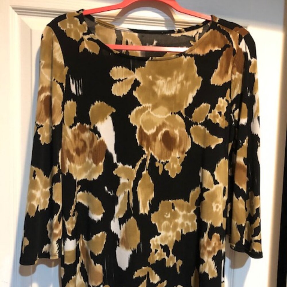 Delicate, Feminine Flora Blouse Beige/Black Bell Sleeve Boat Neckline Size Large